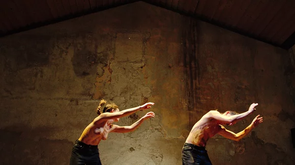 "Natura Morta (a dance less)": Μια χορευτική αφήγηση για την απώλεια