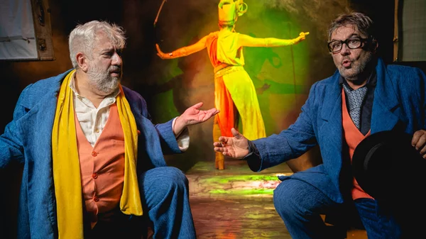 "Killing Godot": Όταν δύο ήρωες έρχονται αντιμέτωποι επί σκηνής με την αναμονή