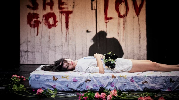 Άξιζε τελικά η παράσταση της πολυσυζητημένης Καρολίνα Μπιάνκι;