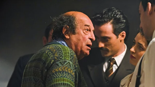 Ο Μανούσος Μανουσάκης έφυγε από τη ζωή σε ηλικία 74 ετών