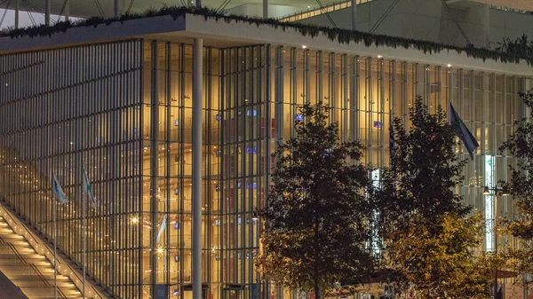 4 + 2 ερεθιστικές λυρικές προτάσεις για το 2026