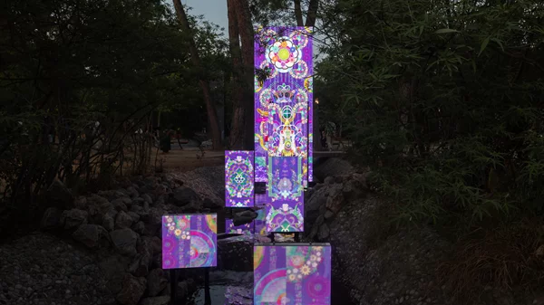 Όλες οι δράσεις που πραγματοποιούνται στο πλαίσιο του "Plásmata: Bodies, Dreams, and Data"