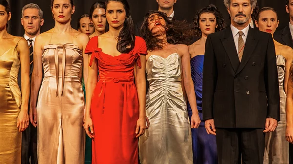 "Kontakthof": Το αριστούργημα της Πίνα Μπάους επιστρέφει την άνοιξη