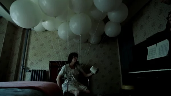 Το "Vampire" του Σούντζι Ιγουάι στον κινηματογράφο Μικρόκοσμο