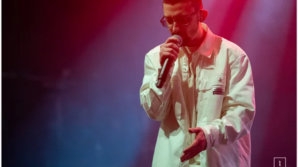 Bloody Hawk: Κύματα νεανικού ενθουσιασμού στο κατάμεστο "Fuzz"