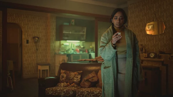 Ο αιχμηρός επίλογος του "Black Mirror" επισφραγίζει την επίκαιρη κριτική του Τσάρλι Μπρούκερ