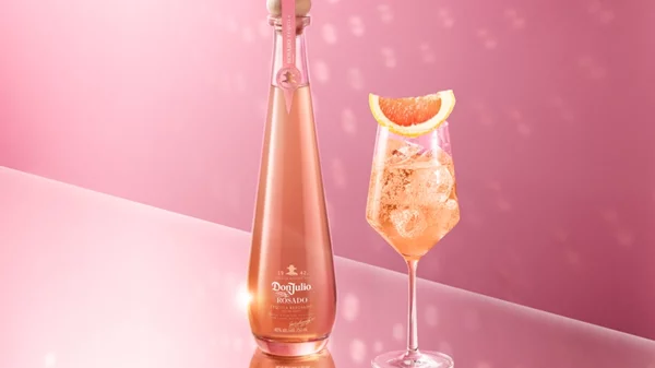 Don Julio Rosado: Η νέα ultra – premium τεκίλα με τη ροζ απόχρωση