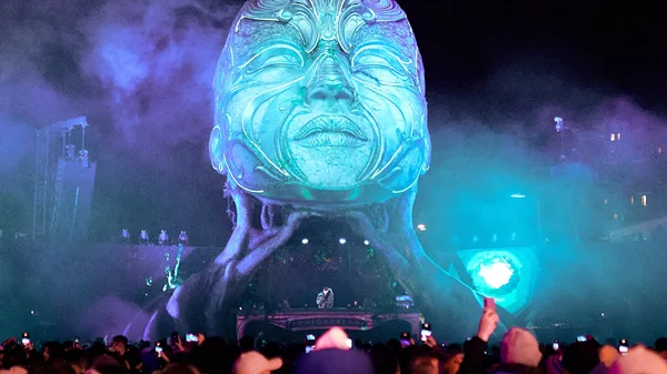 Πως είναι να ζεις το Tomorrowland Winter σαν insider;