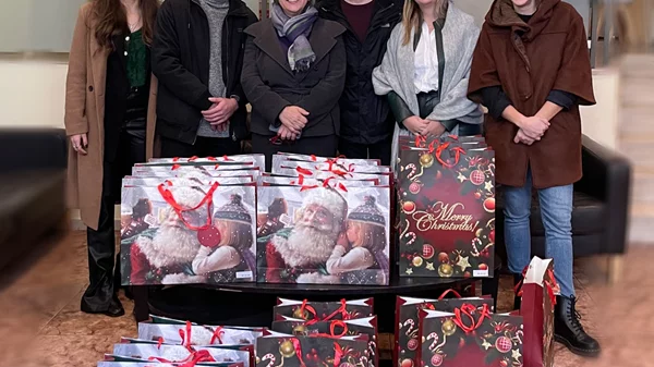 Η Beverage World ενισχύει την χριστουγεννιάτικη ατμόσφαιρα στον ξενώνα "Εστία των  Αθηνών"