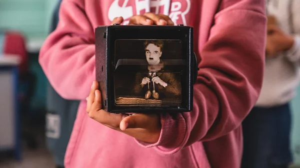 "Η Περιπέτεια του Σινεμά στα Μικρά Σχολεία": Μια περιοδική έκθεση με διαδραστικές προβολές και βιωματικά εργαστήρια