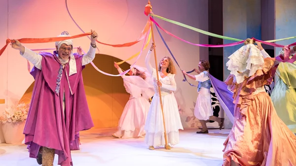 "Το μαγικό κλειδί": Η Παιδική Σκηνή της Κάρμεν Ρουγγέρη περιοδεύει με το παραμύθι της Πηνελόπης Δέλτα