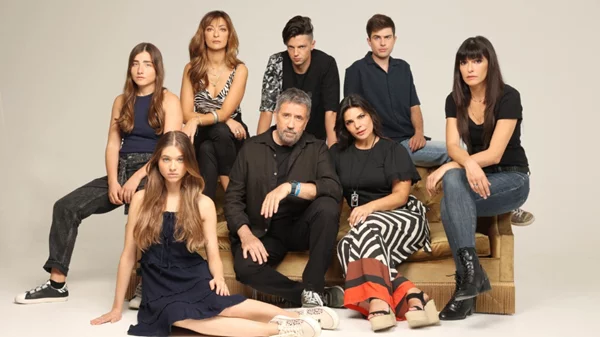 Οι σειρές "Κάνε ότι κοιμάσαι" και "Ο όρκος ΙΙ" της ΕΡΤ ταξιδεύουν στη Σεούλ