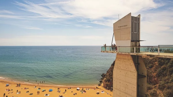 Πορτογαλία: Road trip με άρωμα Ατλαντικού