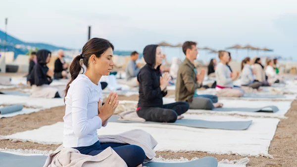 Ξεκλειδώστε τη μακροζωία: Ο πρωτοπόρος στην ολιστική ιατρική Deepak Chopra έρχεται στο Cape Sounio