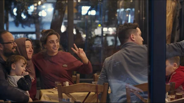 Η Μαριάννα Κακαουνάκη και οι "Αόρατοι" του καθεστώτος Ερντογάν