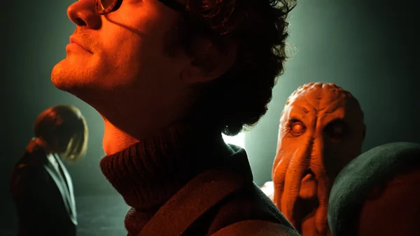 "Pomona": Μη χάσετε το εφιαλτικό θρίλερ που σκηνοθετεί ο Θωμάς Μοσχόπουλος