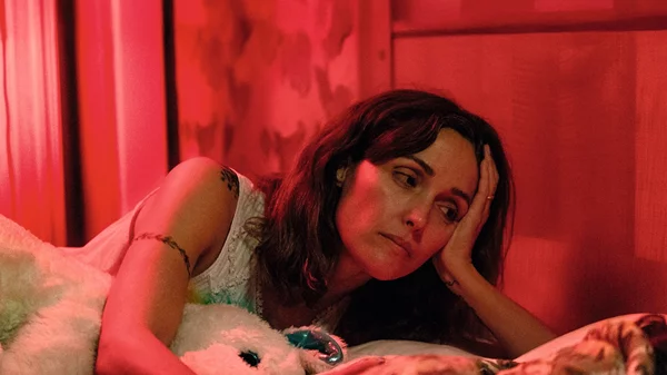 Στο "Αν Είχα Πόδια Θα σε Κλοτσούσα", η Ρόουζ Μπερν διεκδικεί το πρώτο της Όσκαρ