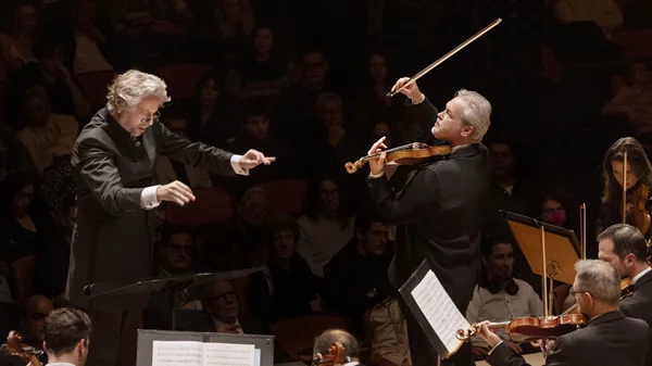 Επιβλητικός Ρέπιν, ευαίσθητος Παπανικολάου σε βιολιστικά κοντσέρτα Σοστακόβιτς/Μπάρμπερ και συμφωνικές απολαύσεις σε συναυλίες ΚΟΑ & Ορχήστρας ΕΡΤ