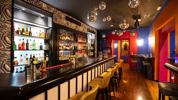 "Ντισκομπάλα": Γιορτές σε ρυθμούς χορευτικούς