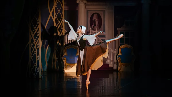 "Σταχτοπούτα" - Παραμυθένιες γιορτές με το Royal Classical Ballet