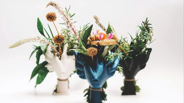 "Five Senses", Ρόδος