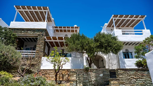 "Anthea Hotel & Spa": Σεπτέμβριος στο νησί των θαυμάτων