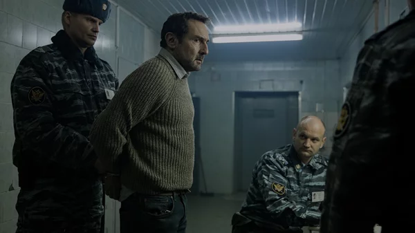 Ο Ζερόμ Σαλ μάς εξηγεί τη "Μέθοδο Κομπρομάτ"