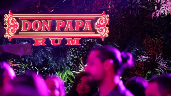 Μια Sugarlandia βραδιά από το Don Papa Rum