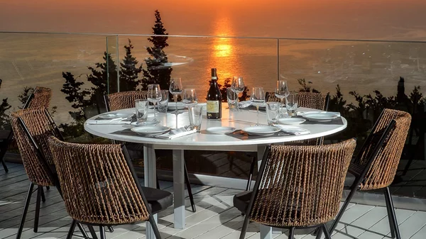 "Erimitis Restaurant"