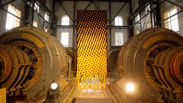 "Η ΔΕΗ Συναντά την Τέχνη": μία ιστορική αναδρομή στην σχέση τεχνολογίας και τέχνης