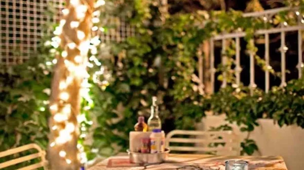 ''Μπεμπέκα'': Μαμαδίστικη κουζίνα σε έναν κήπο όνειρο