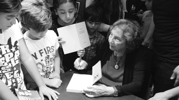 "Μιλώντας για την Άλκη" με την Ίρις Κρητικού και τον Νίκο Βατόπουλο στην Ελληνοαμερικανική Ένωση