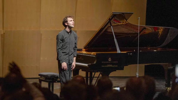 Ρεσιτάλ σπουδαίων πιανιστών (Καντορό, Βολόντος) και 9η Συμφωνία του Μάλερ από Φιλαρμονική Βιέννης- Νέλσονς στο Φεστιβάλ Σάλτσμπουργκ