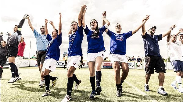 Τουρνουά ποδοσφαίρου στην πλατεία Συντάγματος