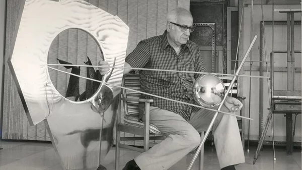 Το MOMus-Μουσείο Άλεξ Μυλωνά μετατρέπεται σε ένα "Εργαστήριο του γλύπτη"