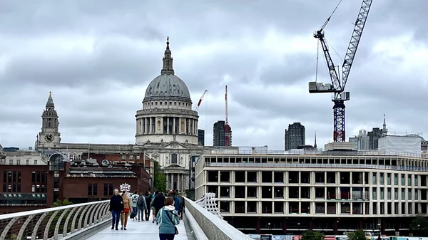 Λονδίνο τώρα. Ένα προσωπικό love letter