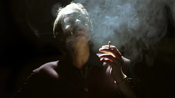 "Σωτηρία με λένε": Ο βίος και η πολιτεία της Σωτηρίας Μπέλλου, της τραγουδίστριας με τη "δωρική" φωνή