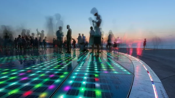 Τον Φεβρουάριο στο Ίδρυμα Θεοχαράκη τα παιδιά πιάνουν πινέλο, πηλό και βάζουν πανοπλία!