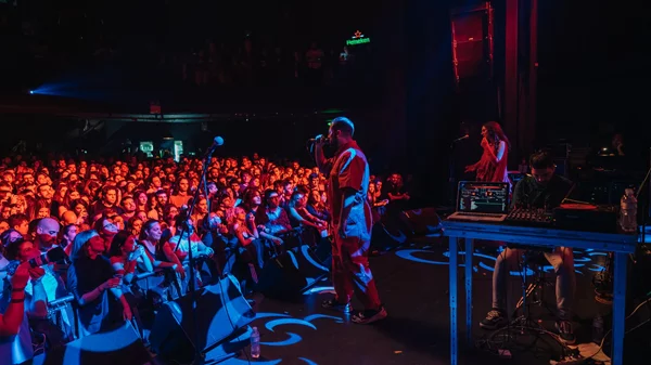 Το Παιδί Τραύμα και ο Pan Pan συναντιούνται ξανά