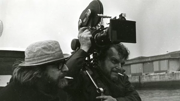 Πέθανε ο σημαντικός σκηνοθέτης Ροβήρος Μανθούλης