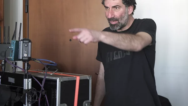 Για τον Γιάννη Οικονομίδη, το σινεμά είναι ένα όπλο