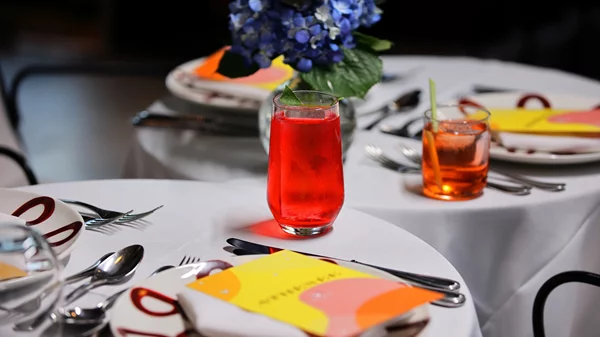 Ραντεβού στο "Athénée" για καλοκαιρινά cocktail με Grey Goose premium vodka