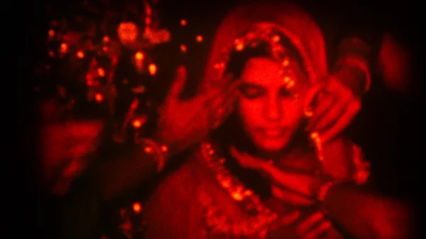 "Τη Νύχτα που δεν Γνωρίζαμε Τίποτα" και νιώσαμε πως η "αντεθνική" τέχνη έχει σημασία