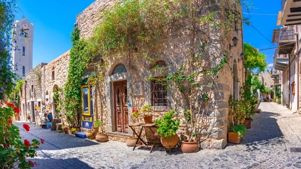 Ταξιδέψαμε στην Χίο με αφορμή το 2ο Μεσαιωνικό Φεστιβάλ της