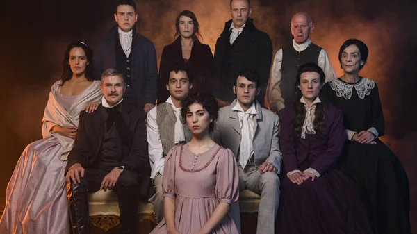 Τα "Ανεμοδαρμένα ύψη" κάνουν πρεμιέρα στον Πειραιά