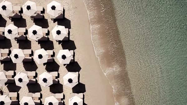 Το Crios Beach Bar & Restaurant παρουσιάζει το απόλυτο καλοκαιρινό line-up