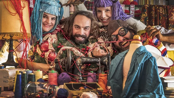 Ο "Ραφτάκος των λέξεων" από την ομάδα Μικρός Νότος επιστρέφει στο Ίδρυμα "Μιχάλης Κακογιάννης"