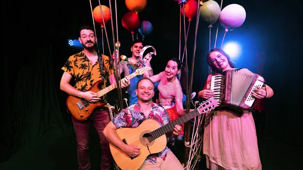 "Το αερόστατο της ειρήνης" στο Θέατρο Μορφές Έκφρασης