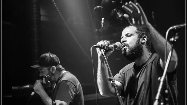 Οι Magenta Flaws και ο One Of Vas σε ένα δυναμικό double bill live στο "Ρομάντσο"