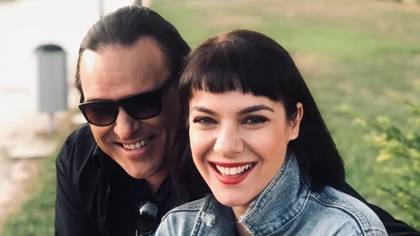 Περιοδία εντός της Ρεματιάς: Μια συναυλία με τους Κώστα Λειβαδά και Ανδριάνα Μπάμπαλη